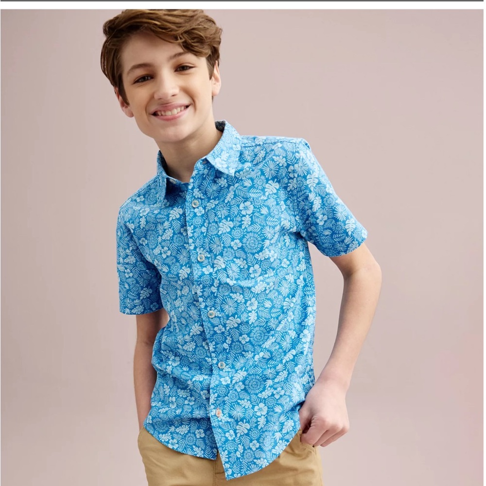 Boys medium cotton tropical flower shirt 100 percent cotton